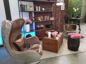 Industrial Regal mit Fenster 0